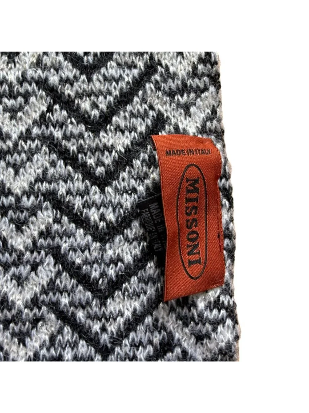 Missoni Italy Unisex Wrap Scarf Black White Chevron Wool Blend Fringe 86 x14 in